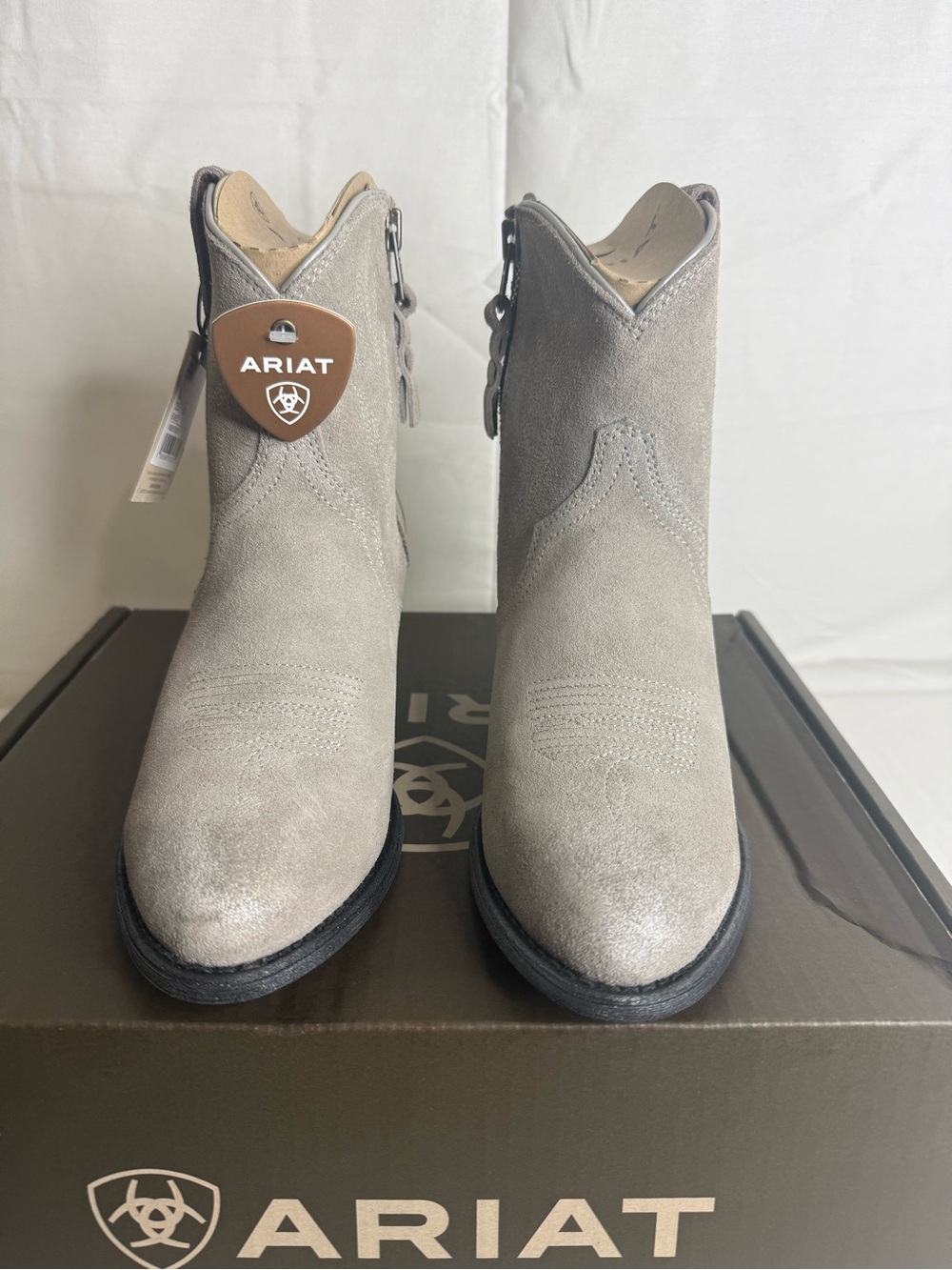 Ariat Harlan western  Ankle Boots with Logo Insole